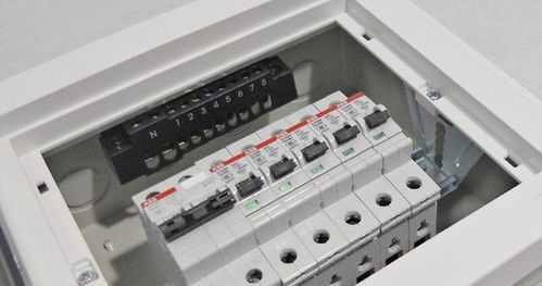 家庭配電箱安裝空開的安全性分析與漏電保護(hù)機(jī)制